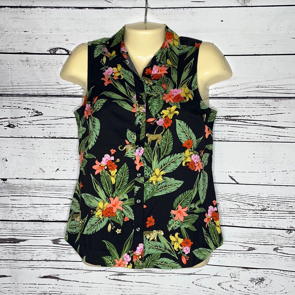 Charter Club Petite NWT Size 4p Jungle Animal Floral Button Down Tank Top Shirt